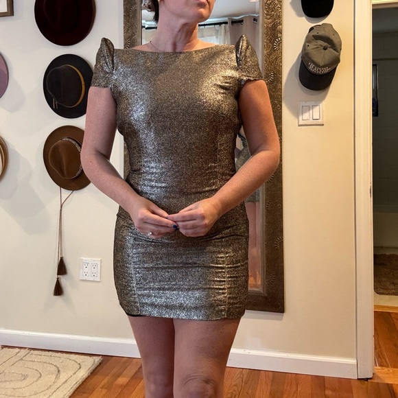 Gold Mini Backless Dress Size 4 - Picture 2 of 6